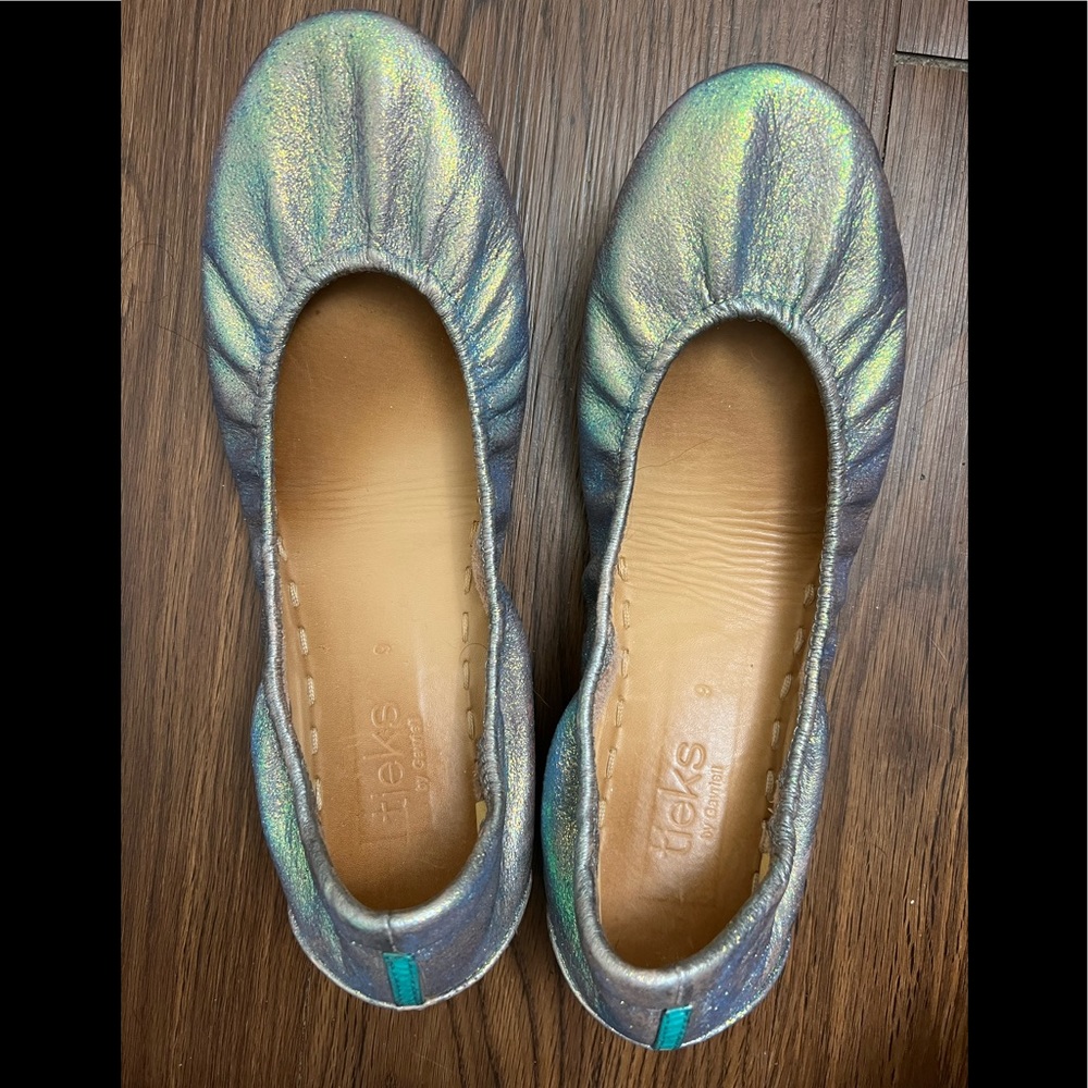 EUC Tieks size 9 Custom Periwinkle Glitter